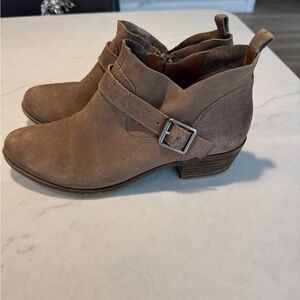 Lucky Brand Brown Ankle Booties